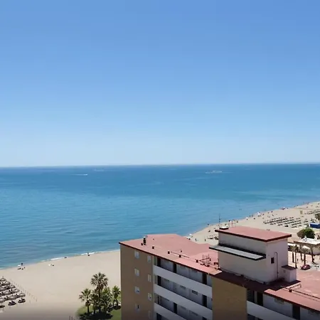 Apartamento Vacacional Con Vistas Al Mar Y A La Montana, Piscina Compartida Y Wi-fi Apartment Fuengirola